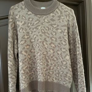 AERIE ANIMAL PRINT SWEATER.  SIZE XXS.  LIKE NEW